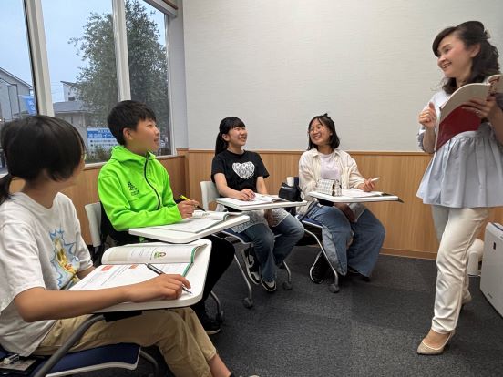イーオンキッズ刈谷校は、講師が英会話の上達をしっかりサポートします。