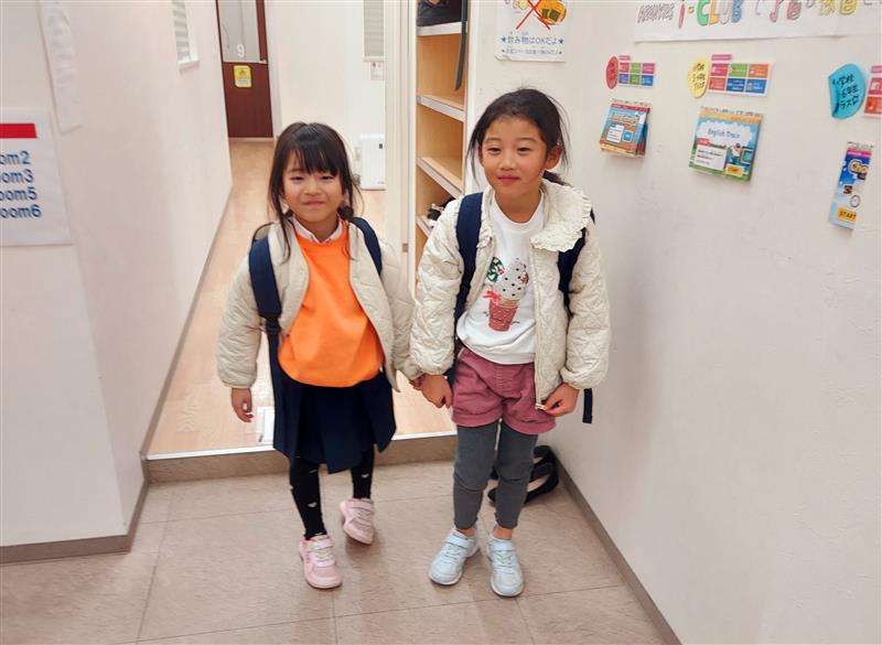 イーオンキッズ岡崎南校なら、無理なく楽しみながら英語を習得することができます。