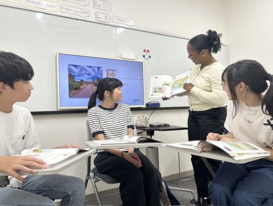 イーオンキッズ星ヶ丘校なら、中学生が安心して学べる環境で英語力を伸ばせます。