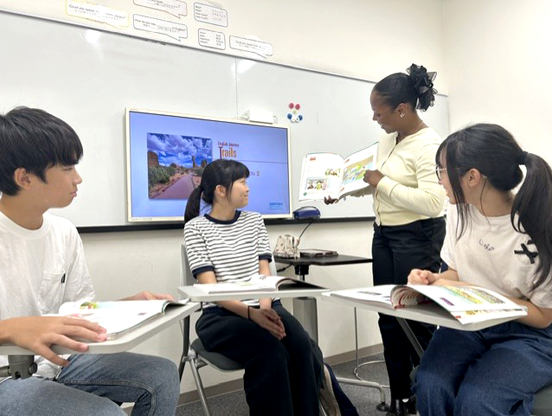イーオンキッズ星ヶ丘校なら、中学生が安心して学べる環境で英語力を伸ばせます。