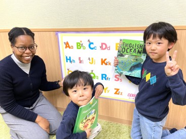 イーオンキッズ桜山校は、経験豊富な講師が英会話上達をサポートします。
