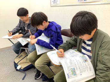 イーオンキッズ鳴海校は、講師が英会話の上達をしっかりサポートします。