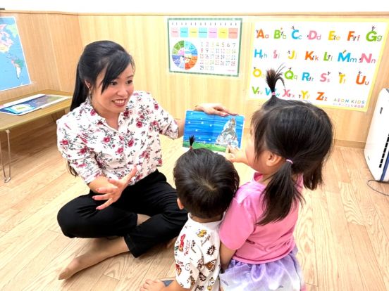 イーオン岩倉校では小さなお子様も楽しくレッスン