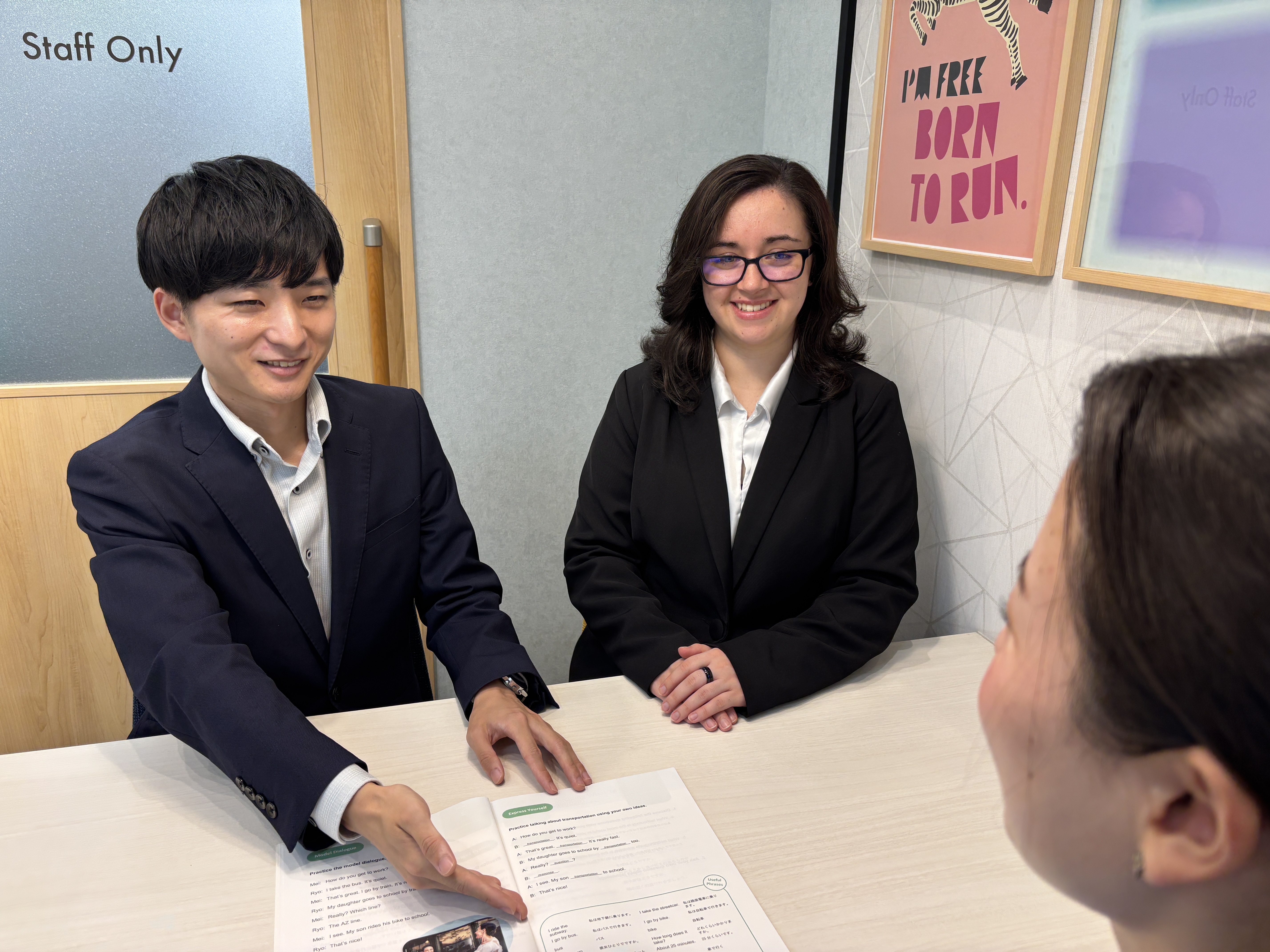 イーオンキッズ千葉校のスタッフが、生徒様の学びを全力でサポートします。