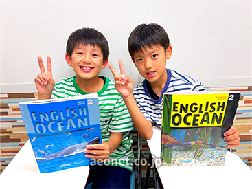 イーオンキッズ天神校はお友達やご兄弟で通われる方が多いです。