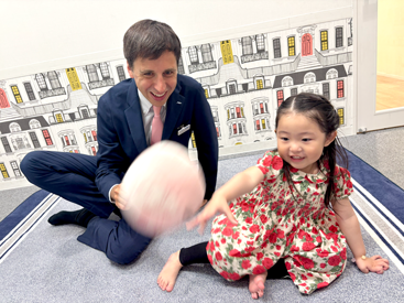 イーオンキッズ天神校で初めてのお子様も楽しくレッスン！