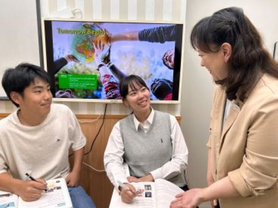 イーオン姪浜湖では、中学生の生徒様にも沢山お通い頂いております。