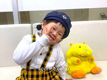 イーオンキッズ福山校では、年齢に合わせた教材でしっかり学習をサポートします。