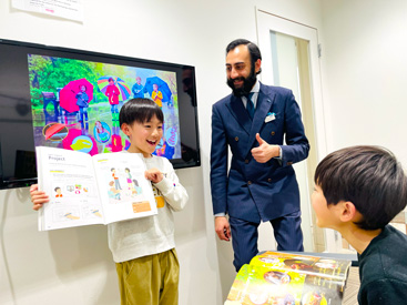 イーオンキッズエキシティ広島校なら、レッスンで習得した英語を小学校学習にしっかり対応できます。