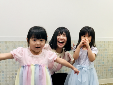 イーオンキッズ広島T-SITE校のスタッフが、生徒様の学びを全力でサポートします。