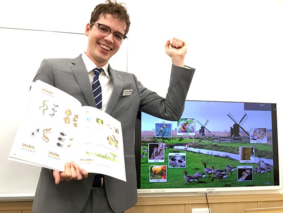 イーオンキッズBiVi新さっぽろ校の講師は、いつも明るく元気でフレンドリーです。