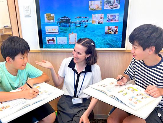 イーオンキッズ札幌本校なら、小学生から始めることで将来につながる英語力を身につけられます。