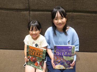 小学生も楽しく英会話♪本物の英語に触れて基礎力、実践力を身につけましょう！これからの時代に必要な力をつけることができます!!