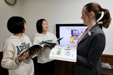 イーオンキッズフィール旭川校では、コミュニケーション力もしっかり育てます。