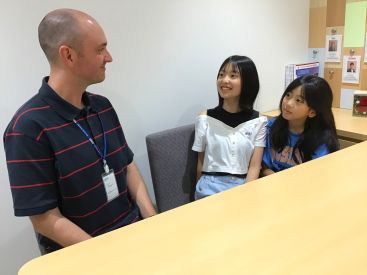 イーオンキッズフィール旭川校では、コミュニケーション力もしっかり育てます。
