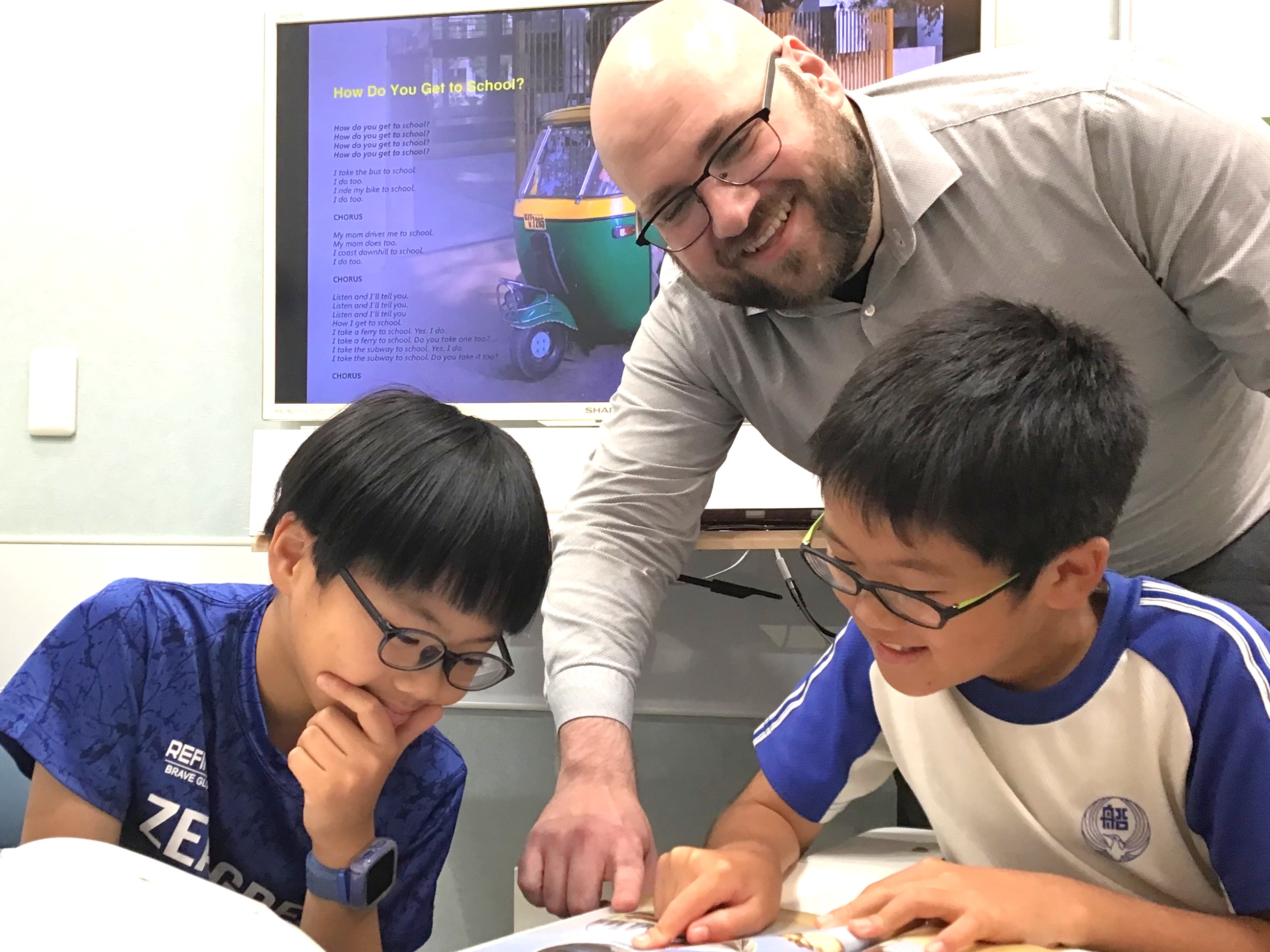 イーオンキッズ姫路ターミナルスクエア校なら、小学生が楽しく英語を学べるレッスンをご用意！