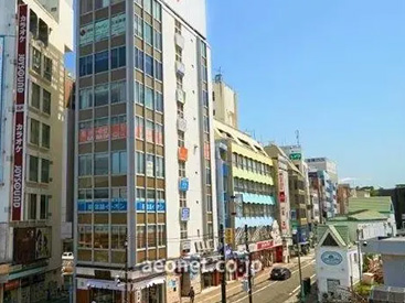 イーオンキッズ小田原駅前校は、駅から近く通学がスムーズです。