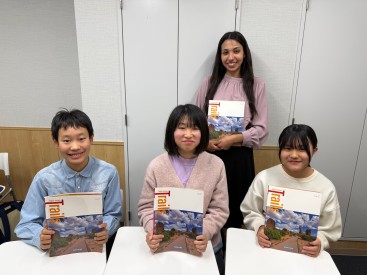 イーオンキッズ溝の口校のスタッフは、生徒様の成長をしっかり支えます。