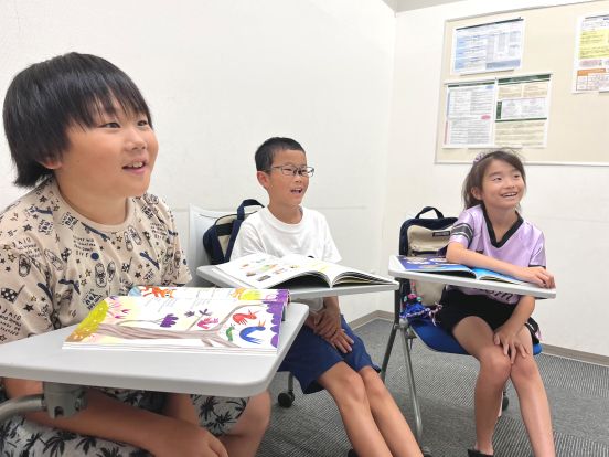 イーオンキッズ鈴鹿校の年代別レッスン