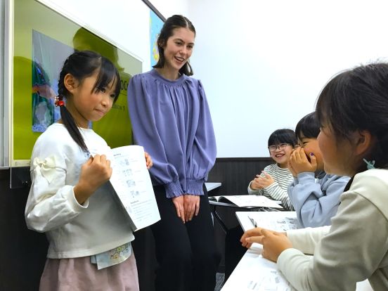 イーオンキッズ津駅前校人気の小学生コース
