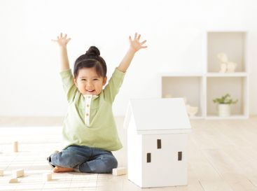 イーオンキッズ津駅前校の講師陣が、お子様の英会話力向上をお手伝いします。