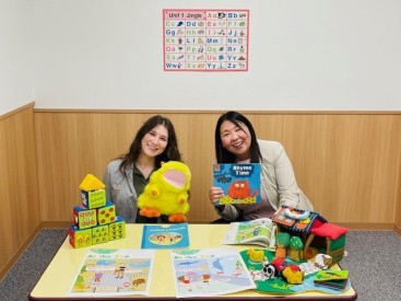 イーオンキッズ仙台泉中央校の経験豊富な講師陣。