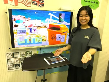 イーオンキッズ高槻校の優しい外国人講師と楽しくレッスン！