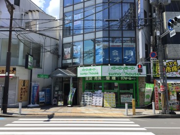 イーオンキッズ高槻校の外観です。