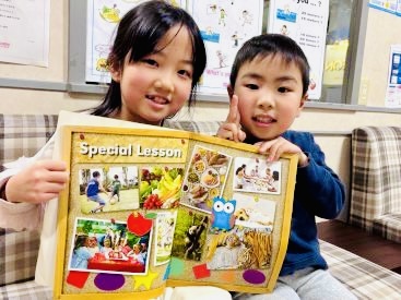 イーオンキッズ茨木校は、きょうだいやお友達と一緒に、楽しく通われています。
