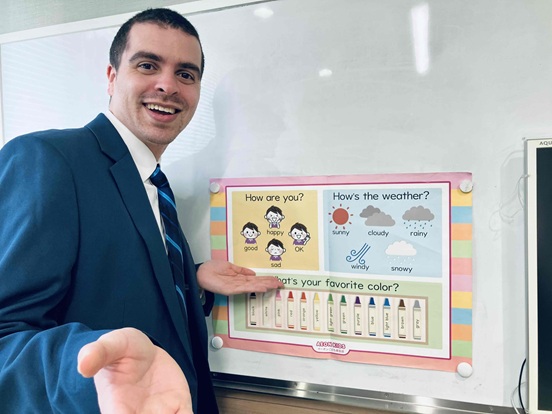 イーオンキッズ春日部校なら、ネイティブの講師から生の英語が学べます。