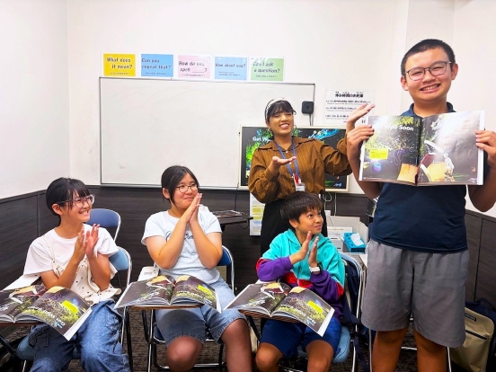 イーオンキッズ小山校なら、小学生から始めることで将来につながる英語力を身につけられます。