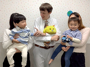 イーオンキッズ調布校は、英会話が初めてのお子様でも安心して始められます。