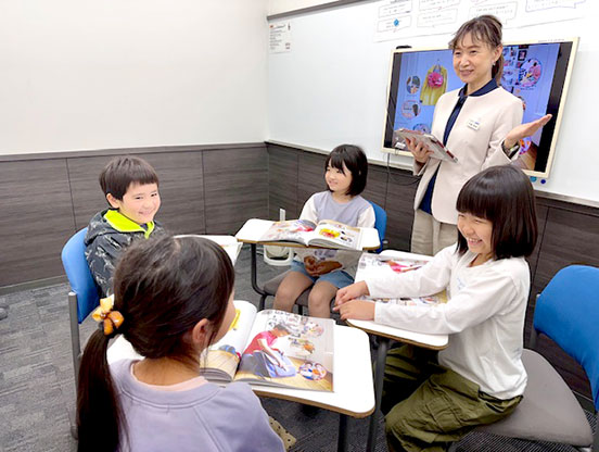 イーオンキッズアルカキット錦糸町校は、お友達と楽しく英語学習できる★