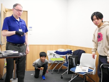 イーオンキッズ北千住校は、年齢に合わせたレッスンでしっかり学習をサポートします