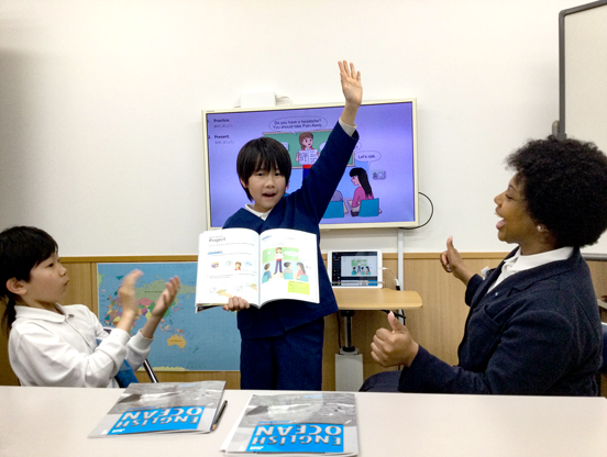 イーオンキッズ山口校では子供たちが楽しみながら学べる要素いっぱいのレッスンを提供します。
