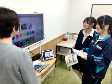 中学生も資格試験のために英会話力を磨いています。