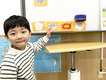イーオンキッズ山口校は幼児さんから英語を始める方が多いです。