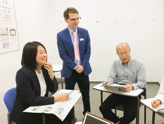 イーオン名駅校には、楽しく学べる雰囲気を作る講師がいます。
