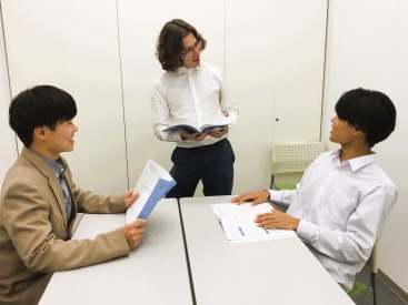 イーオン中村公園校のスタッフが、生徒様の学びを全力でサポートします。