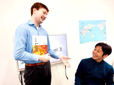 イーオン鳴海校では、ビジネスシーンで即使える英語表現を学べます。