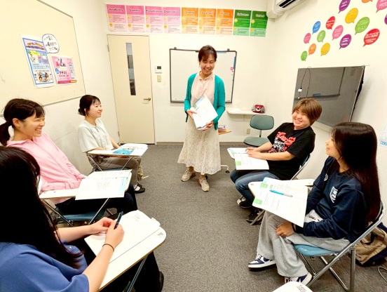 イーオン勝川校は、楽しく学べる雰囲気を作る講師がいます。