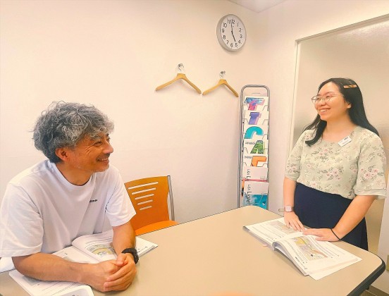 イーオン高蔵寺校では、生徒様が安心して学べるようにスタッフが支援します。
