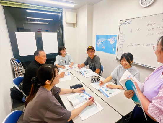 社会人・学生の方々も安心してお通いいただけます。