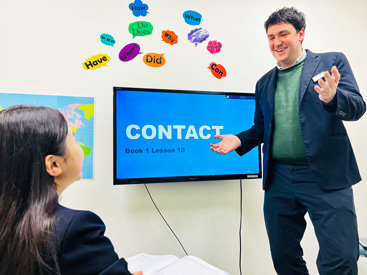 イーオン半田校のスタッフが、生徒様の学びを全力でサポートします。