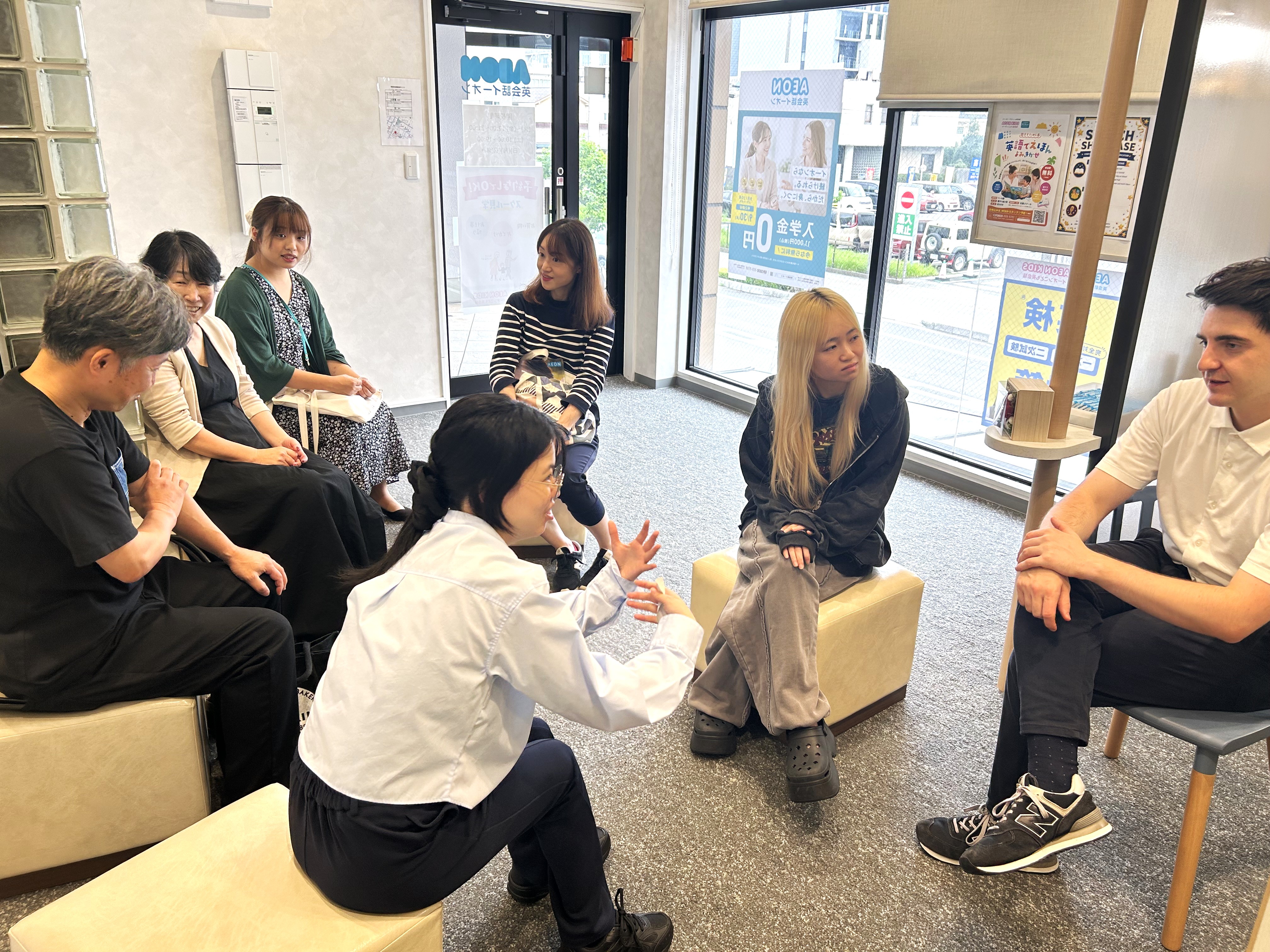 イーオン西尾校ならレッスン前後で外国人講師やスタッフとレッスン前後で英語への切り替え時間を作れます。