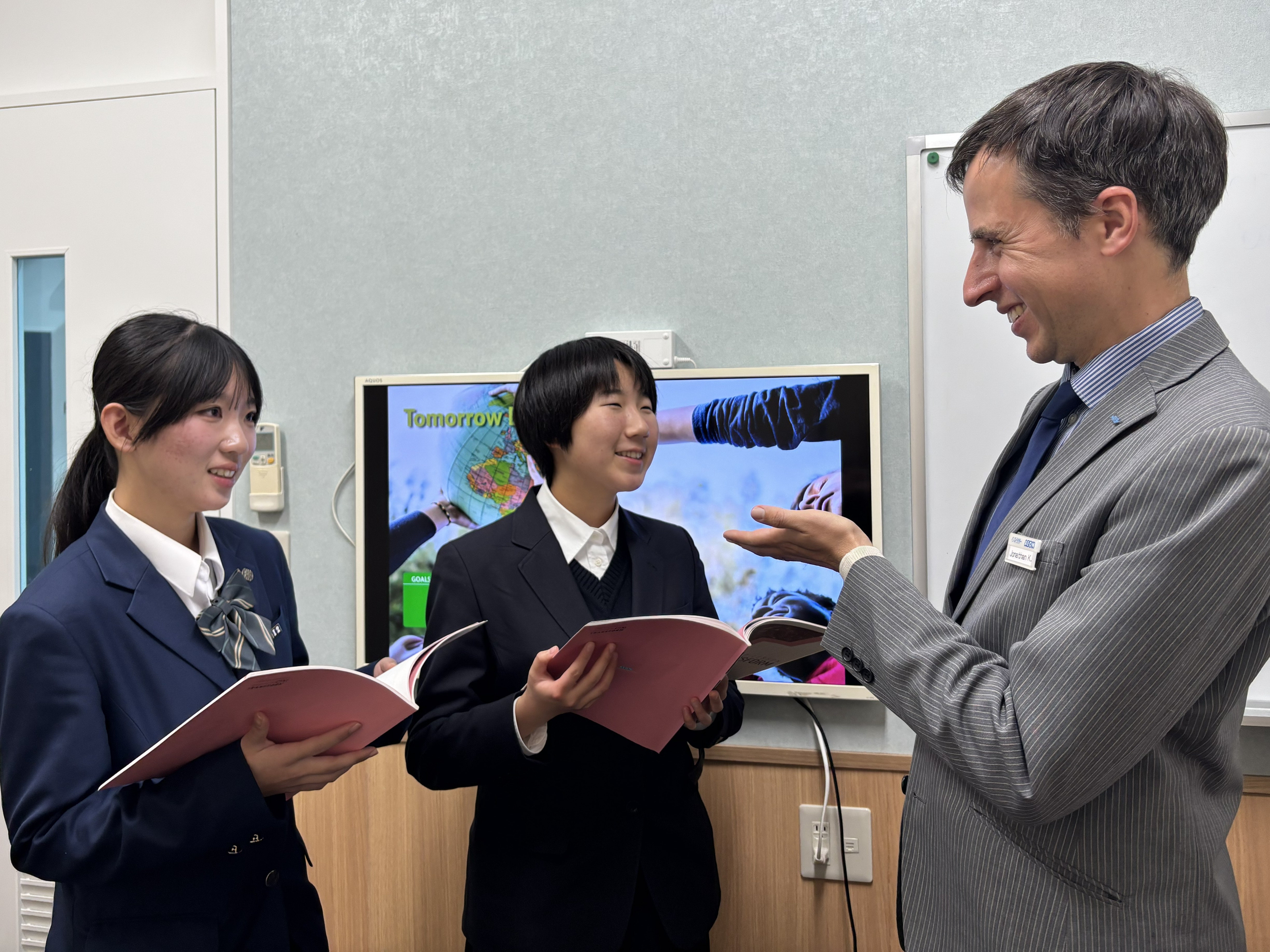 学校の成績や資格試験に合格したい高校生はイーオン大橋校にお任せください。