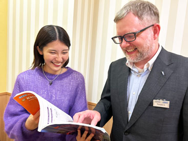 イーオン緑井スカイステージでは共に頑張る英会話仲間を増やすことができます。