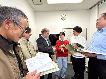 イーオン緑井スカイステージでは共に頑張る英会話仲間を増やすことができます。