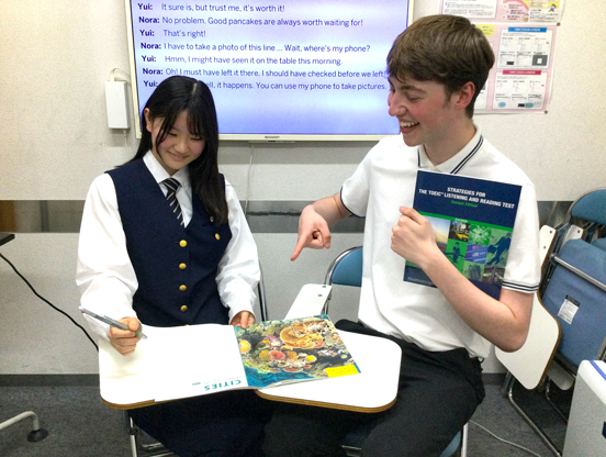 イーオン東広島校では、大学受験に必要な英語力を徹底的にサポートします。