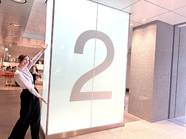 イーオン札幌本校は、駅近で通いやすい環境です。